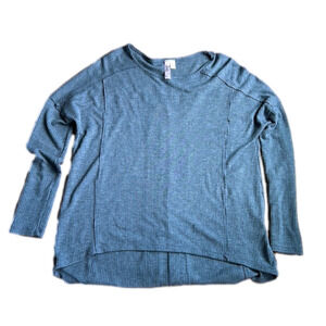 🌿Alta dusty blue long-sleeved waffle knit shirt, size XS🌿